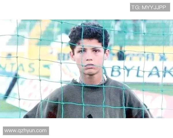 足球明星如何通过运气与实力双重开揽成功之路的背后故事